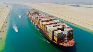 أسامة ربيع: مليون و441 سفينة عبرت من قناة السويس منذ افتتاحها