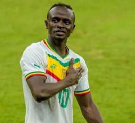أول تعليق من ماني بعد غيابه عن المونديال: السنغال ستتخطى كل مبارياتها