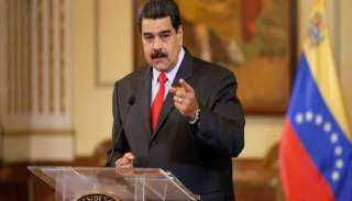 ”جوستافو بيترو” يعلن عن مفاوضات بين الرئيس الفنزويلى والمعارضة