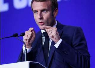 يمانويل ماكرون: لا داعي للذعر بشأن احتمال انقطاع التيار الكهربائي في فرنسا