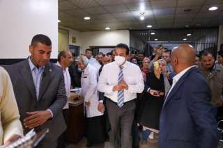 وزير الصحة يزور مستشفى قويسنا.. ويؤكد: اتخاذ جميع الإجراءات وفقًا للقانون