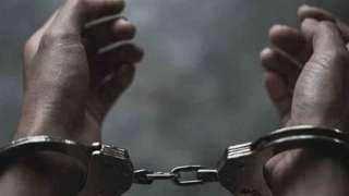 حبس عاطلين بتهمة حيازة مخدرات بالأزبكية