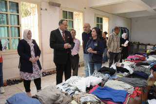 جامعة القاهرة تنظم معرضا للملابس الطلابية بأسعار رمزية