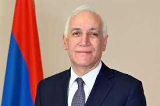 الرئيس الأرميني يؤكد اهتمام بلاده بتنمية العلاقات الثنائية مع مصر