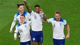 كين وساكا يقودان هجوم إنجلترا أمام فرنسا في ربع نهائي كأس العالم