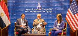 ”اقتصادية قناة السويس” تشارك بالجلسة النقاشية لغرفة التجارة الأمريكية بمصر