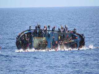 وفاة مهاجرين في غرق قارب قبالة سواحل إنجلترا