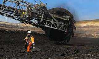 العودة إلى الفحم.. أوروبا تتجاهل وعود سلامة الأرض أمام عواصف الاقتصاد
