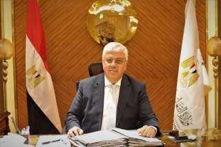 وزير التعليم العالي يُصدر قرارًا بإغلاق كيان وهمي بالقاهرة