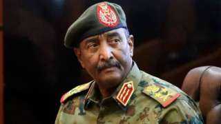 البرهان: القوات المسلحة ستخضع لإمرة السلطة المدنية في السودان