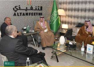 نائب وزير الخارجية السعودى يستقبل وزير الخارجية سامح شكرى لدى وصوله الرياض