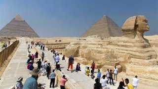 كونا: أهرامات مصر تستعيد بريقها ومكانتها التاريخية كوجهة للفعاليات العالمية
