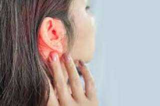 أسباب و أعراض التهابات الأذن