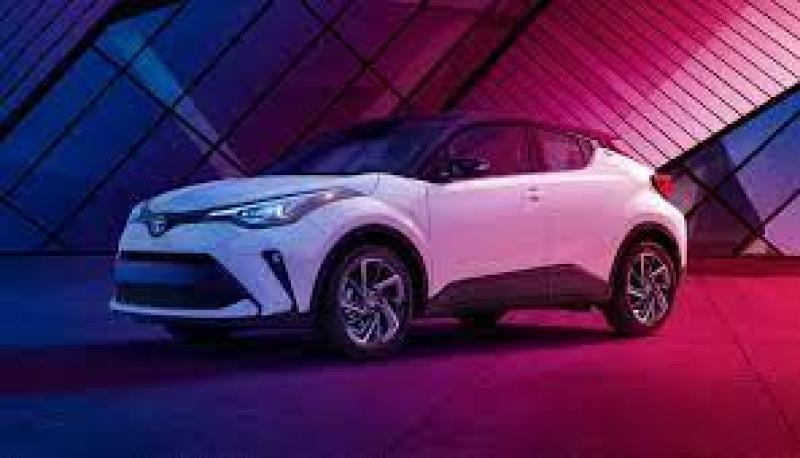 سعر ومواصفات تويوتا C-HR موديل 2023 في السوق المصري