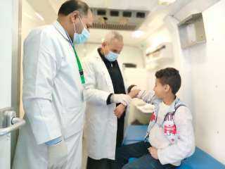 صحة المنيا تقدم الخدمات الطبية والعلاجية لـ 1715 حالة بقرية دير البرشا بمركز ملوى
