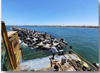 سويلم يتابع موقف مشروعات حماية الشواطئ بمحافظة دمياط