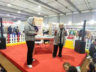 الفعاليات التثقيفية للطفل بمعرض القاهرة الدولي للكتاب تشهد تفاعلا وإقبالا كبيرين