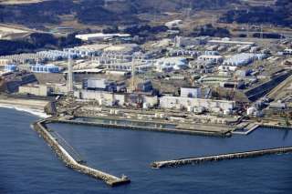 اليابان تلقي مياه الصرف النووية في البحر