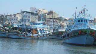 توقف حركة الملاحة بالبرلس والبحر المتوسط لسوء حالة الطقس بكفر الشيخ