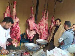 استمرار العمل بمنفذ بيع اللحوم البلدية بأسعار مخفضة بمركز ديرمواس بالمنيا