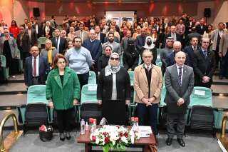وزيرة التضامن تفتتح فعاليات مؤتمر الشراكة الأول للهلال الأحمر المصري بحضور عدد من السفراء