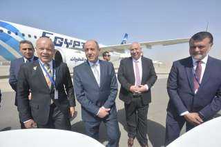 وزير الطيران المدنى يشهد مراسم تسليم أولى طائرات مصر للطيران من طراز الإيرباص A321 NEO