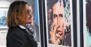 جوني ديب يحقق ثروة بعد بيع لوحاته عن نجوم هوليوود