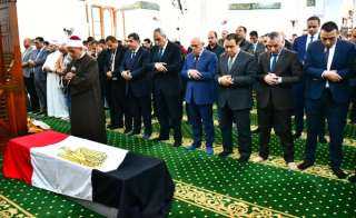 محافظ بورسعيد ومدير أمن بورسعيد يتقدمان صفوف المشيعين للجنازة العسكرية للرائد أحمد زكريا