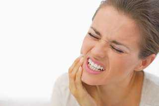 علاجات فعالة لألم الأسنان
