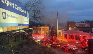 قتيلان و9 مفقودين في انفجار مصنع شوكولاتة بولاية بنسلفانيا