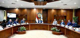 وزير البترول: الشركات البترولية فى مقدمة القطاعات الجاذبة بالبورصة المصرية