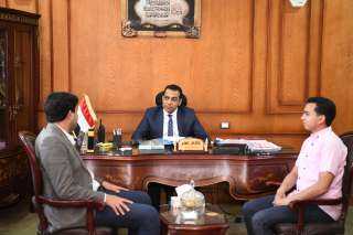نائب محافظ قنا يلتقي أعضاء برلمان شباب مصر