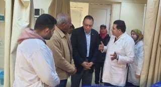 محافظ الشرقية يزور مستشفى بلبيس المركزي ويُشيد بأداء الأطباء وهيئة التمريض