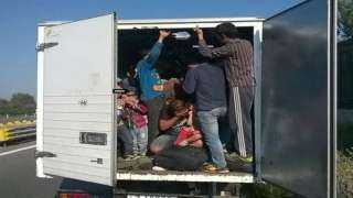 الشرطة النمساوية تنقذ 35 مهاجرا حُبسوا داخل شاحنة جنوب البلاد