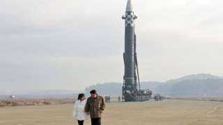 كوريا الشمالية تطلق صاروخا بالستيا ”من نوع جديد”