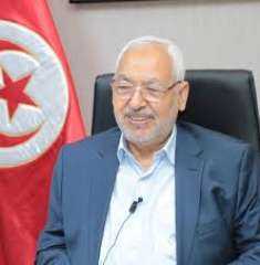 قوات الأمن التونسية توقف راشد الغنوشي بعد مداهمة منزله