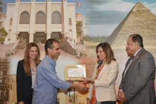 وزيرة الثقافة تسلم جوائز مسابقة ”المواهب الأدبية للشباب” في دورتها السادسة