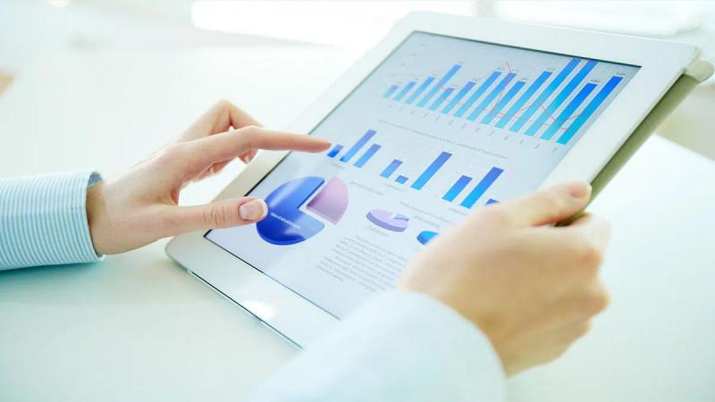 أبرز المعلومات عن خبير التسويق أشرف عظيم