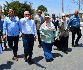 محافظ بورسعيد يتفقد أعمال تطوير ورفع كفاءة شارع عزمي