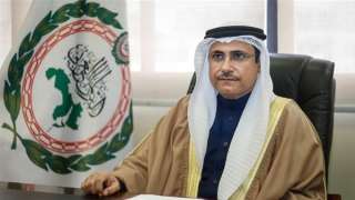 العسومي يشيد بتوجيهات ملك البحرين بتقديم مساعدات طبية عاجلة للسودان