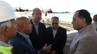 رئيس الوزراء يتابع العمل بخطة تنفيذ ميناء الإسكندرية الكبير