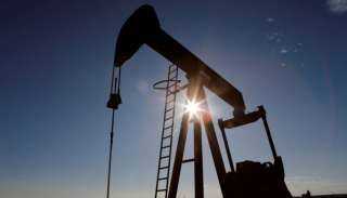 النفط يواصل خسائره مع عودة المخاوف من التباطؤ الاقتصادي