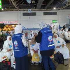 وزارة الصحة: توزيع الحقائب وتقديم التوعية الصحية لـ845 حاجا بمطار القاهرة