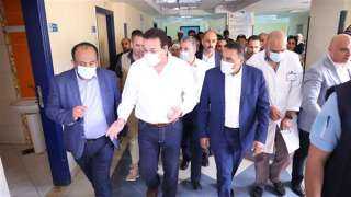 وزير الصحة يوجه بزيادة الفرق الطبية بتخصص القلب والأشعة بمستشفى الحمام المركزي