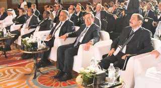 الملا يشهد جلسة الرؤساء التنفيذيين لكبريات الشركات العالمية العاملة في تعدين الذهب في مصر