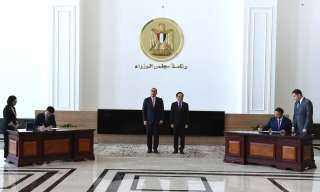 مدبولى يشهد توقيع مذكرة تفاهم بين البنك المركزي المصري ونظيره الفيتنامي لتعزيز التعاون المشترك بين الجانبين
