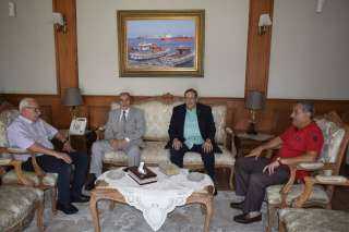 محافظ بورسعيد يستقبل رئيس مجلس إدارة اتحاد الشركات لبحث استعدادات إقامة بطولة الجمهورية للشركات ببورسعيد