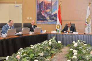 انعقاد الجمعية العمومية للشركة القابضة لمصر للطيران برئاسة وزير الطيران المدني