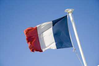 فرنسا تبدأ إجلاء رعاياها وأوروبيين من النيجر