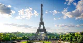 إخلاء برج إيفل بفرنسا بعد تهديد بوجود قنبلة